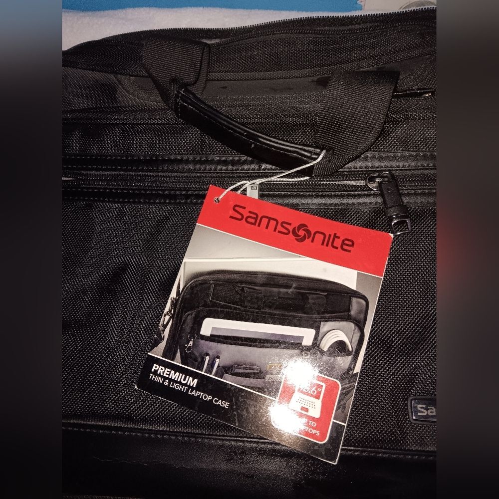 NWT Samsonite Premium Computer Case - Picture 2 of 16